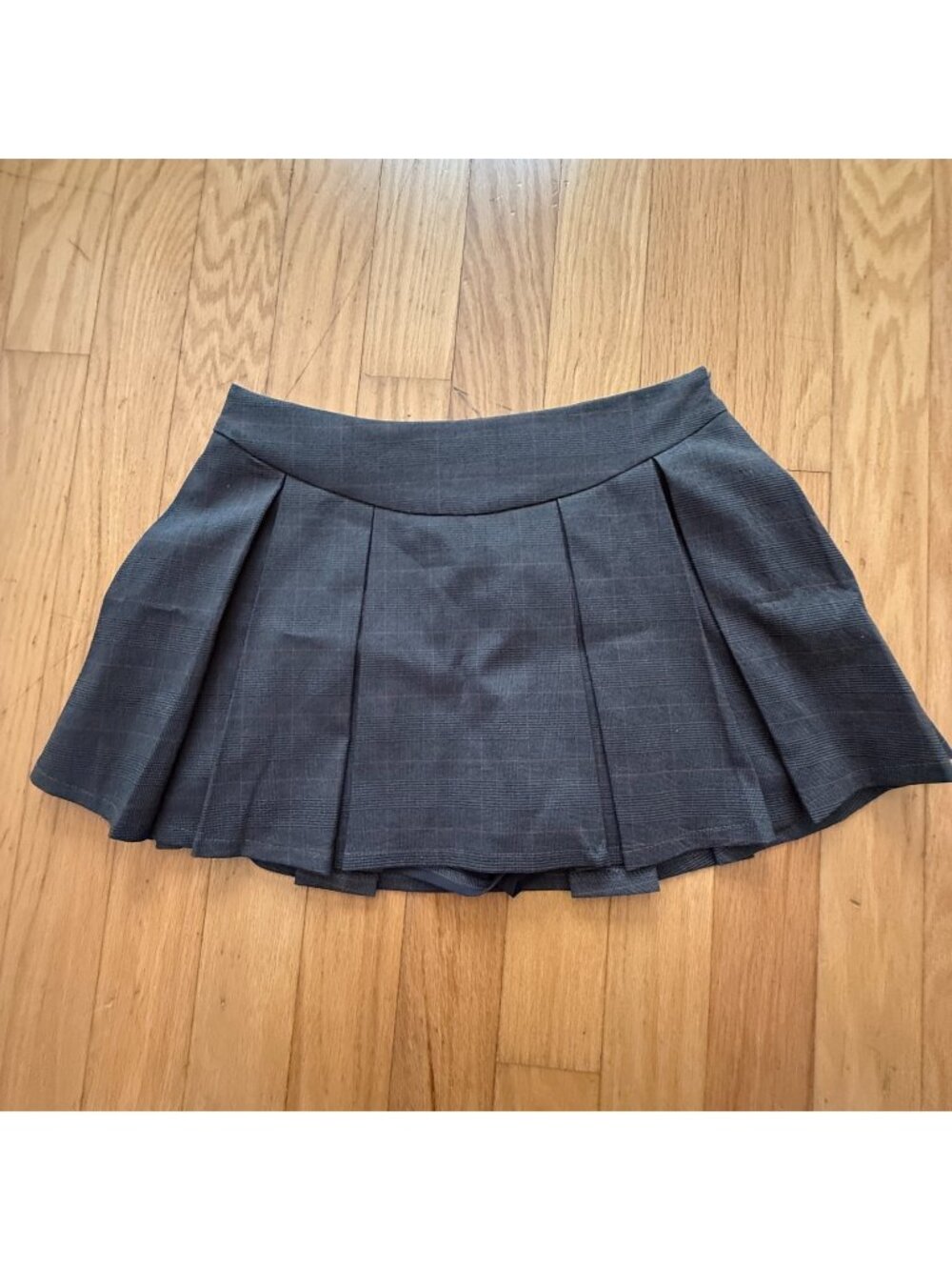 Emerson Lang Women's Large Gray Plaid Check Mini Skort